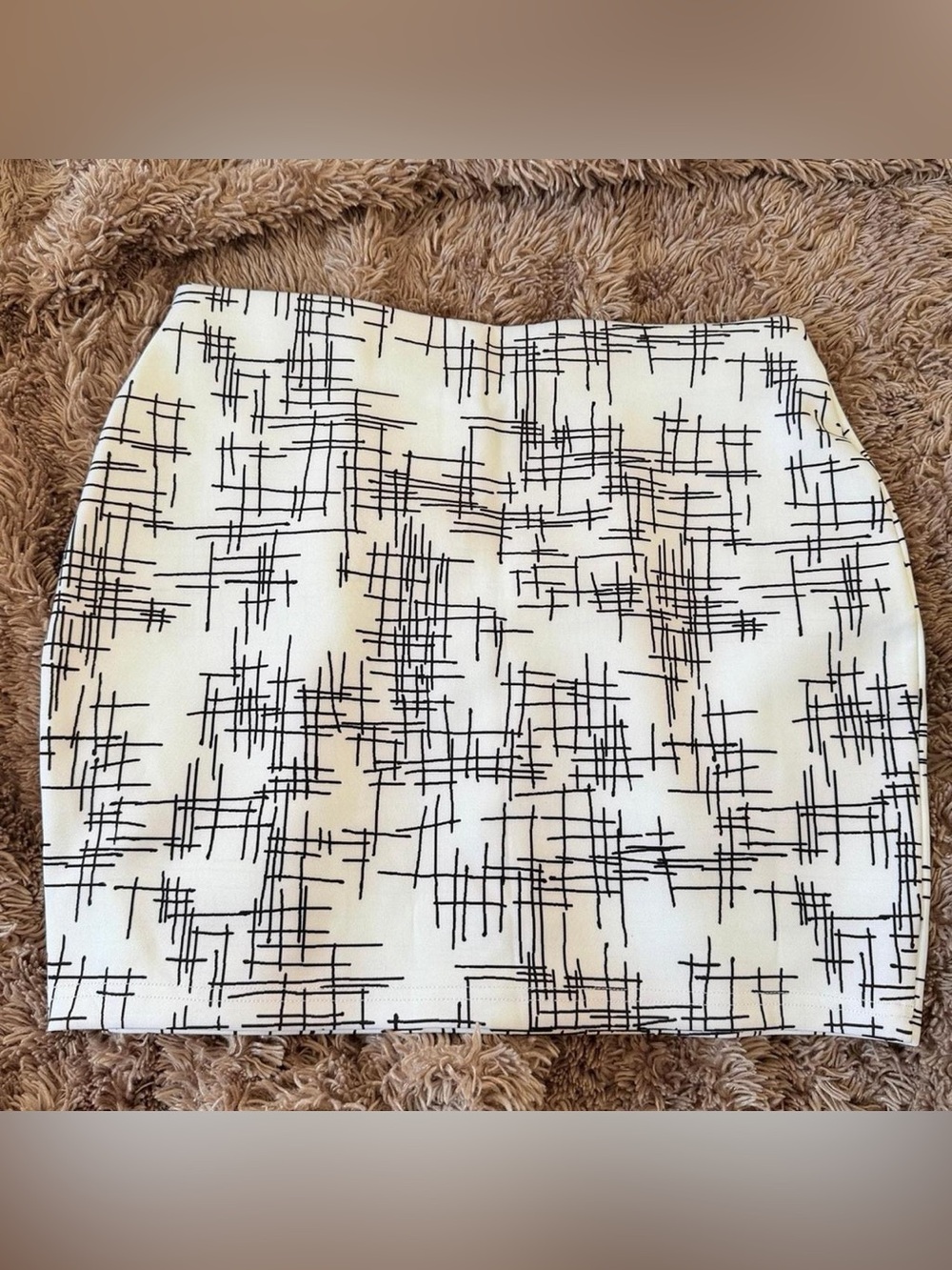 Forever 21 Black White Abstract Crosshatch Grid Mini bodycon Skirt Small Modern
